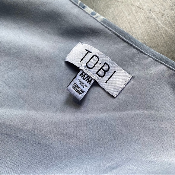 Tobi New With Tags Floral Short Sleeve Wrap Crop Top - Picture 2 of 9